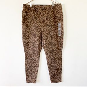 AE Curvy Super Hi-Rise Jeggings Leopard Print